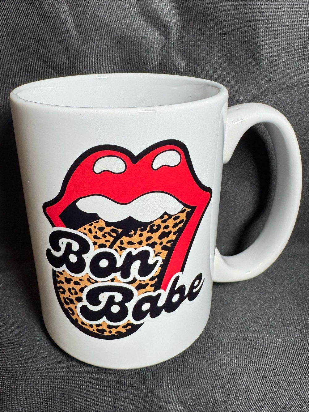 EUC Arbonne Bon Babe Lips Cheetah Coffee Mug